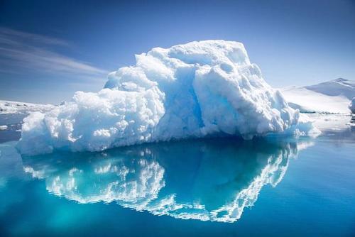 南極千萬年的冰山之下 到底有什麼 會不會藏着史前文明的遺跡 搜資訊