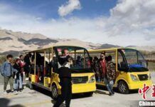 「五一」小長假期間，帕米爾高原上的新疆塔什庫爾干塔吉克自治縣(簡稱塔縣)受到遊客青睞。塔縣文旅局供圖 攝